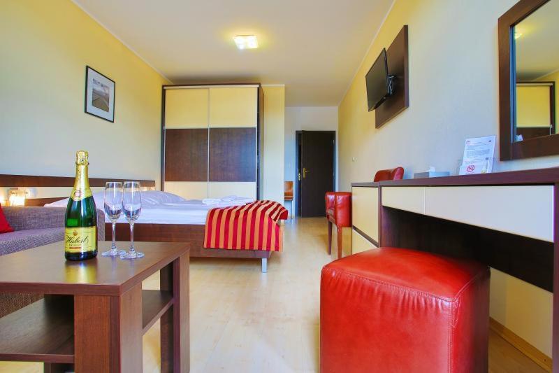 Apartman Studio Lux S Terasou Harmony V Thermal Parku Besenova S Vyhladom Na Bazeny Zewnętrze zdjęcie